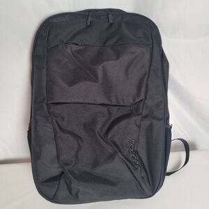 Cocoon Tech 16" Black Backpack Like New Water Resistant